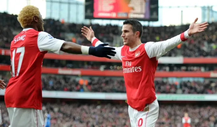 Framed Print : Robin van Persie and Alex Song: Arsenal's Unstoppable Duo Score First Goals in 3:0 Victory over Wigan Athletic