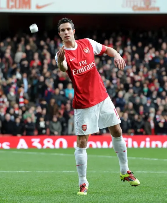 Framed Print : Robin van Persie (Arsenal). Arsenal 2: 0 Wolverhampton Wanderers. Barclays Premier League