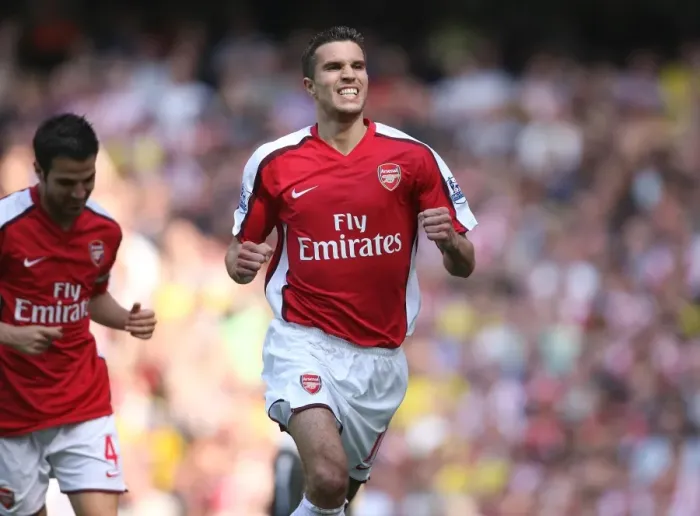 Framed Print : Robin van Persie (Arsenal) celebrates scoring his first goal Framed Print : Robin van Persie (Arsenal) celebrates scoring his first goal