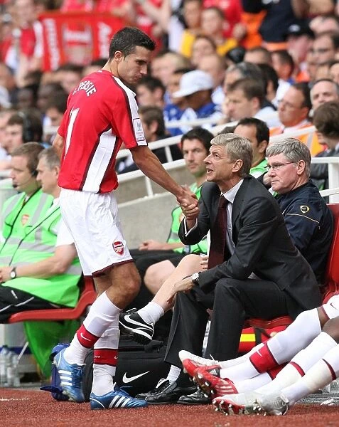 Robin van Persie and Arsenal manager Arsene Wenger