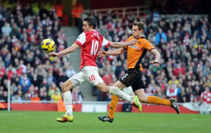 Framed Print : Robin van Persie (Arsenal) Richard Stearman (Wolves). Arsenal 2: 0 Wolverhampton Wanderers Framed Print : Robin van Persie (Arsenal) Richard Stearman (Wolves). Arsenal 2: 0 Wolverhampton Wanderers