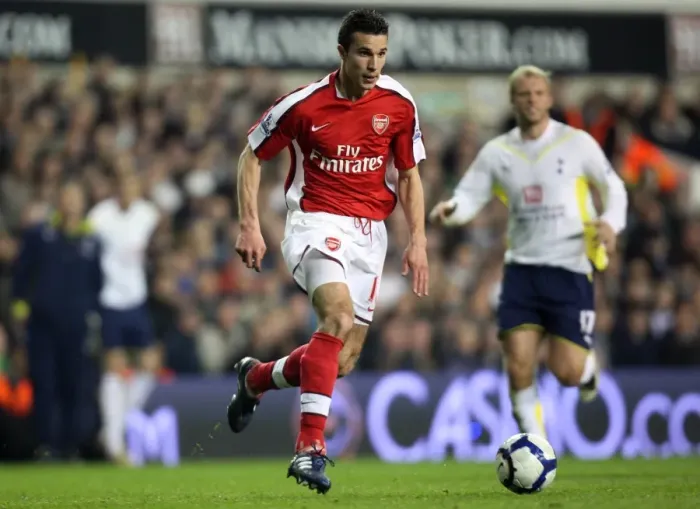 Framed Print : Robin van Persie (Arsenal). Tottenham Hotspur 2: 1 Arsenal. Barclays Premier League Framed Print : Robin van Persie (Arsenal). Tottenham Hotspur 2: 1 Arsenal. Barclays Premier League
