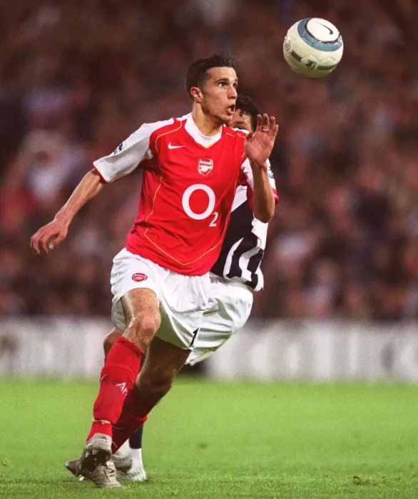 Framed Print : Robin van Persie: Arsenal's Unforgettable Striker - A Legendary Player