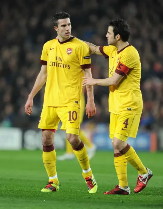 Framed Print : Robin van Persie is calmed down by Cesc Fabregas (Arsenal). Barcelona 3: 1 Arsenal