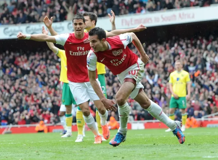 Framed Print : Robin van Persie celebrates scoring his 2nd goal for Arsenal. Arsenal 3: 3 Norwich City Framed Print : Robin van Persie celebrates scoring his 2nd goal for Arsenal. Arsenal 3: 3 Norwich City