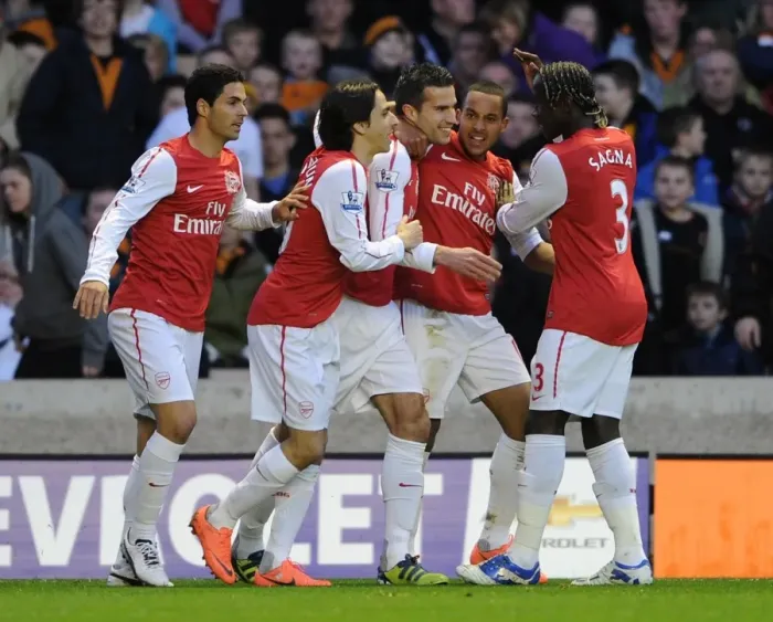 Framed Print : Robin van Persie celebrates scoring Arsenals 1st goal with his team mates Framed Print : Robin van Persie celebrates scoring Arsenals 1st goal with his team mates