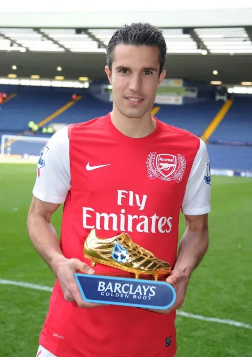 Framed Print : Robin van Persie Claims Golden Boot after West Bromwich Albion vs. Arsenal