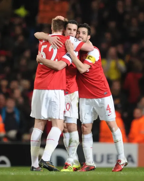 Framed Print : Robin van Persie, Nicklas Bendtner and Cesc Fabregas (Arsenal) celebrate at the end of the match Framed Print : Robin van Persie, Nicklas Bendtner and Cesc Fabregas (Arsenal) celebrate at the end of the match