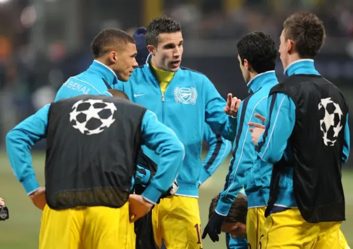 Framed Print : Robin van Persie Rallies Arsenal: United Front Before AC Milan Showdown, UEFA Champions League 2011-12