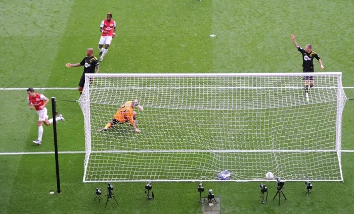 Framed Print : Robin van Persie Reaches Milestone: 100th Arsenal Goal Against Bolton Wanderers (2011-12) Framed Print : Robin van Persie Reaches Milestone: 100th Arsenal Goal Against Bolton Wanderers (2011-12)
