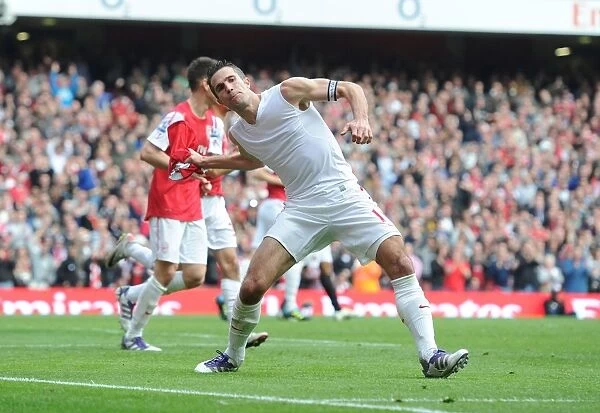 Robin van Persie Scores Arsenal's Second Goal vs. Sunderland (2011-12)