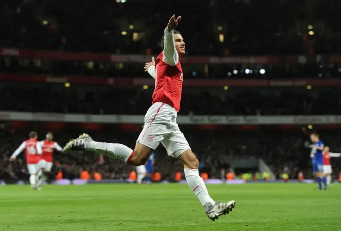 Framed Print : Robin van Persie Scores First Goal: Arsenal vs. Everton, Premier League 2011-12 Framed Print : Robin van Persie Scores First Goal: Arsenal vs. Everton, Premier League 2011-12