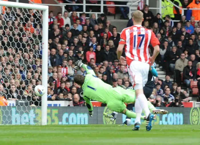 Framed Print : Robin van Persie Scores Past Asmir Begovic: Stoke City vs. Arsenal, Premier League 2011-12 Framed Print : Robin van Persie Scores Past Asmir Begovic: Stoke City vs. Arsenal, Premier League 2011-12
