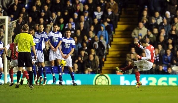 Robin van Persie shoots through the Birmingham wall to score the 1st Arsenal goal