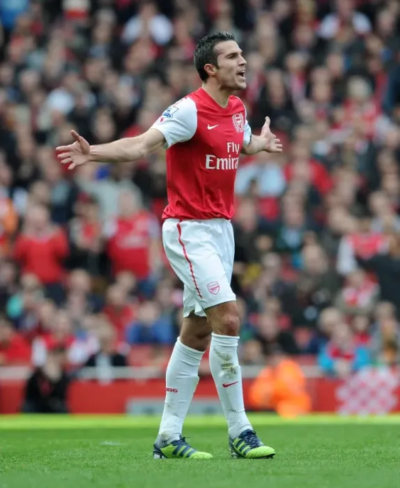 Framed Print : Robin van Persie vs. Tottenham: The Thrilling 2011-12 Arsenal Showdown