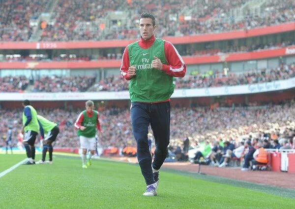 Robin van Persie Warming Up: Arsenal's 3-1 Victory Over Stoke City in the Premier League (2011)