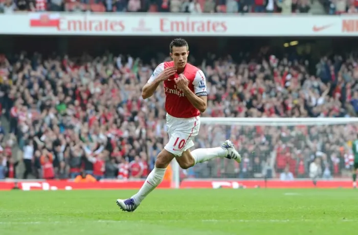 Framed Print : Robin van Persie's Brace: Arsenal's 2-1 Victory Over Sunderland in the Premier League Framed Print : Robin van Persie's Brace: Arsenal's 2-1 Victory Over Sunderland in the Premier League