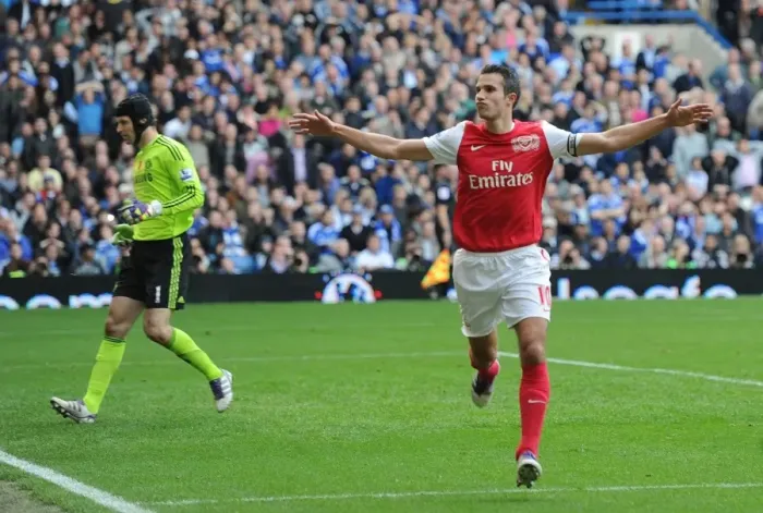 Framed Print : Robin van Persie's Brace: Arsenal's 4-Goal Thrashing of Chelsea (2011-12) Framed Print : Robin van Persie's Brace: Arsenal's 4-Goal Thrashing of Chelsea (2011-12)