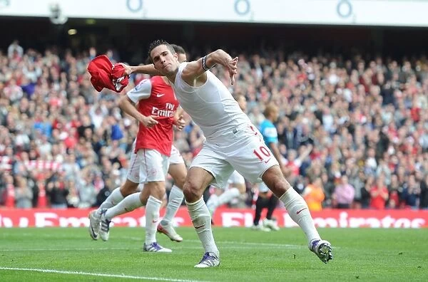 Robin van Persie's Brace: Arsenal's Victory Moment vs. Sunderland (2011-12)