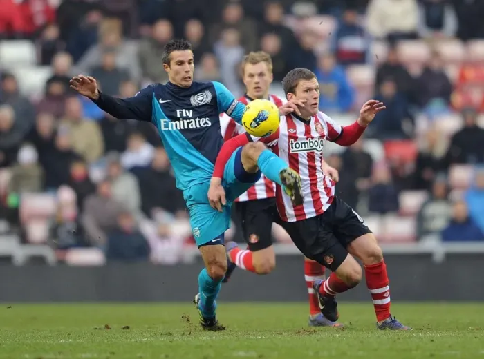 Framed Print : Robin van Persie's Brilliant Brace: Arsenal's 2-1 Victory Over Sunderland in the Premier League, Stadium of Light, 11 / 2 / 12 Framed Print : Robin van Persie's Brilliant Brace: Arsenal's 2-1 Victory Over Sunderland in the Premier League, Stadium of Light, 11 / 2 / 12
