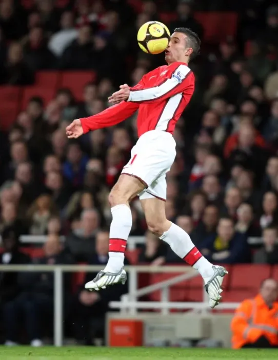Framed Print : Robin van Persie's Brilliant Performance: Arsenal's 4-0 FA Cup Victory over Cardiff City Framed Print : Robin van Persie's Brilliant Performance: Arsenal's 4-0 FA Cup Victory over Cardiff City