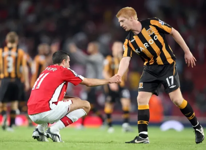 Framed Print : Robin van Persie's Defeat: Arsenal 1-2 Hull City (September 27, 2008) Framed Print : Robin van Persie's Defeat: Arsenal 1-2 Hull City (September 27, 2008)