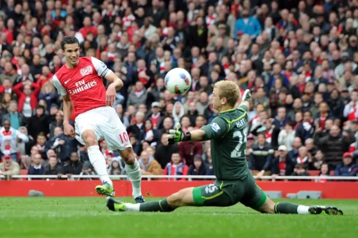 Framed Print : Robin van Persie's Disallowed Goal: Arsenal vs Manchester City, Premier League 2011-12