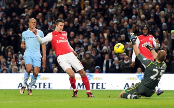 Framed Print : Robin van Persie's Disallowed Goal: Manchester City vs. Arsenal (2011-12)