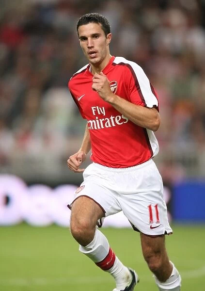 Robin van Persie's Game-Winning Performance: Arsenal's Thrilling 3-2 Victory at Amsterdam Tournament 2008