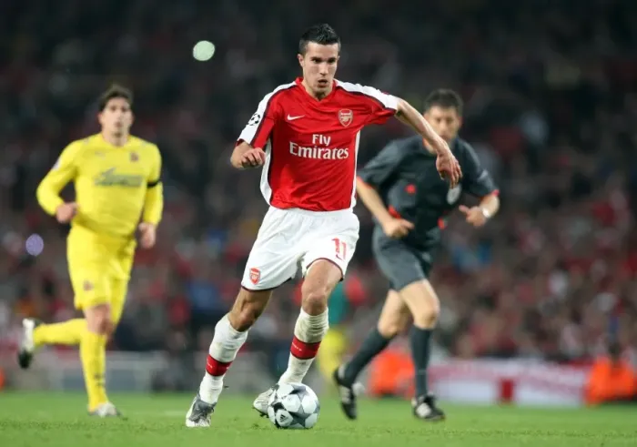 Framed Print : Robin van Persie's Hat-Trick: Arsenal's 3-0 Quarterfinal Victory over Villarreal in UEFA Champions League