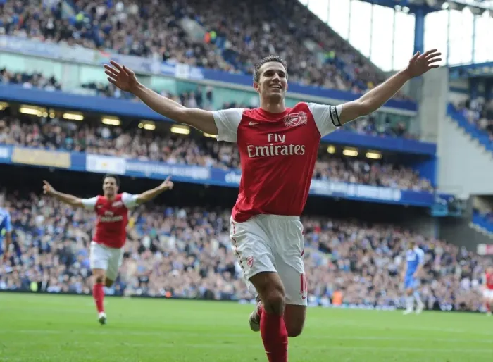 Framed Print : Robin van Persie's Hat-Trick: Arsenal's Victory Over Chelsea in the Premier League 2011-12