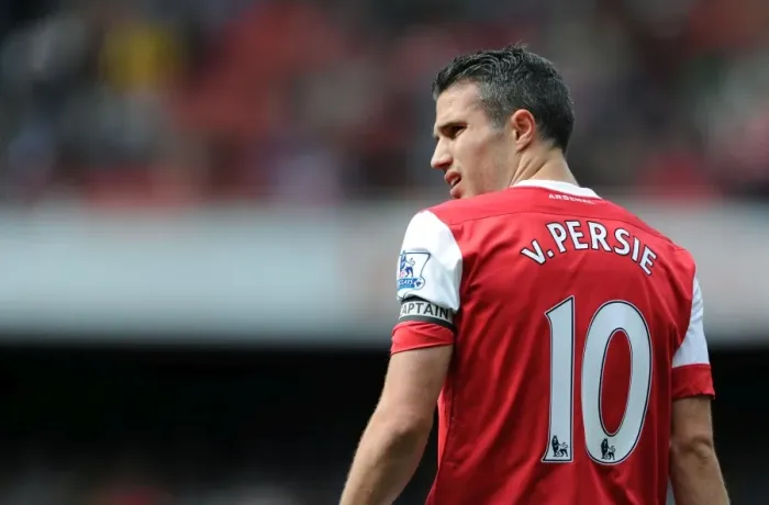 Framed Print : Robin van Persie's Heartbreaking Goal: Arsenal 1-2 Aston Villa, Barclays Premier League (2011) Framed Print : Robin van Persie's Heartbreaking Goal: Arsenal 1-2 Aston Villa, Barclays Premier League (2011)