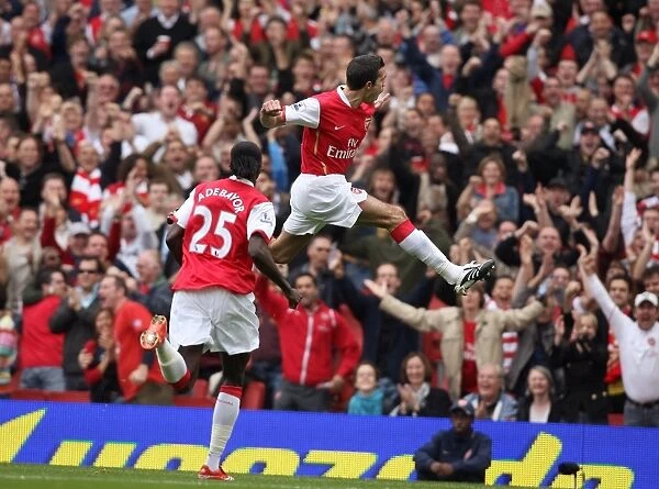 Robin van Persie's Historic Debut Goal: Arsenal 3-2 Sunderland, Premier League 2007