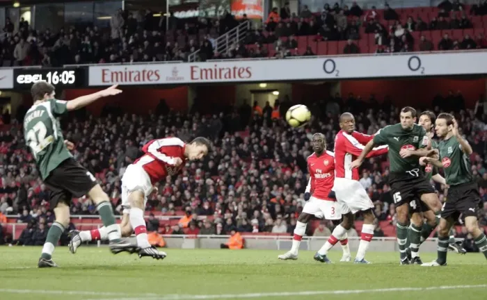 Framed Print : Robin van Persie's Historic Debut Goal: Arsenal's FA Cup Triumph over Plymouth Argyle (2009) Framed Print : Robin van Persie's Historic Debut Goal: Arsenal's FA Cup Triumph over Plymouth Argyle (2009)