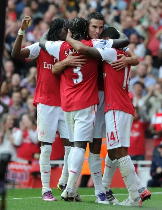Framed Print : Robin van Persie's Milestone: Arsenal's Triumphant 100-Goal Game (3-0 vs. Bolton Wanderers) Framed Print : Robin van Persie's Milestone: Arsenal's Triumphant 100-Goal Game (3-0 vs. Bolton Wanderers)