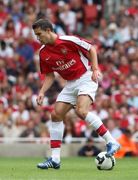 Robin van Persie's Stunner: Arsenal's 1-0 Win Over Real Madrid, Emirates Cup 2008
