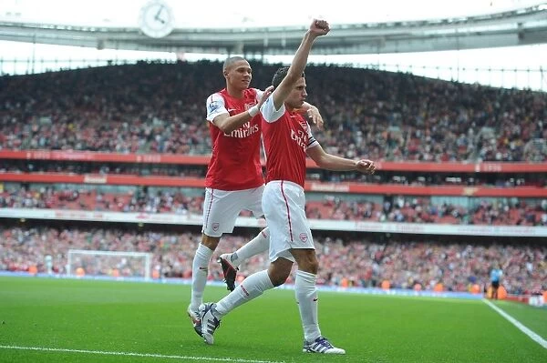 Robin van Persie's Stunner: Arsenal's Winning Goal vs. Bolton Wanderers (2011-12)