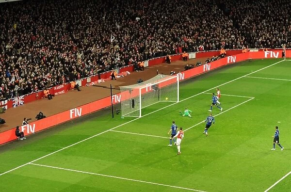 Robin van Persie's Stunning Goal vs. Anders Lindegaard (Premier League 2011-12, Arsenal vs. Manchester United)
