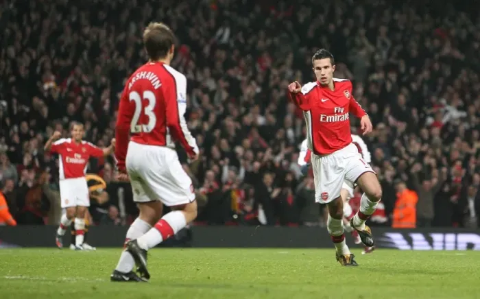 Framed Print : Robin van Persie's Thrilling FA Cup Goal: Arsenal's 2-1 Victory Over Hull City (April 2009) Framed Print : Robin van Persie's Thrilling FA Cup Goal: Arsenal's 2-1 Victory Over Hull City (April 2009)