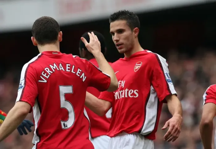 Framed Print : Robin van Persie's Thrilling Goal: Arsenal Takes the Lead (1-0) vs. Birmingham City, Barclays Premier League (17 / 10 / 09) Framed Print : Robin van Persie's Thrilling Goal: Arsenal Takes the Lead (1-0) vs. Birmingham City, Barclays Premier League (17 / 10 / 09)
