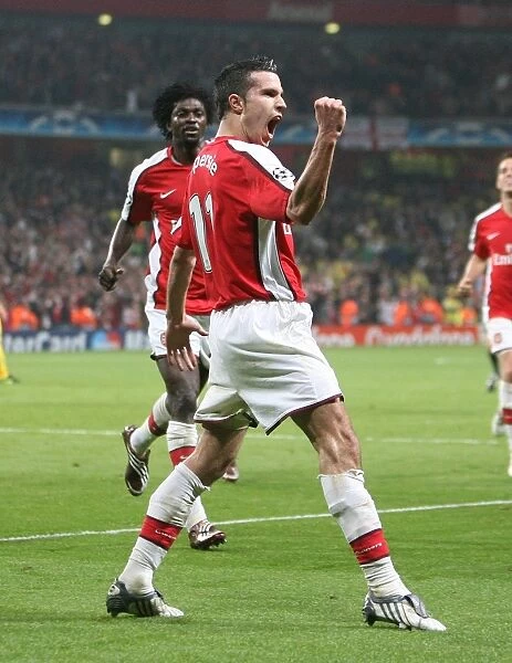 Robin van Persie's Triumphant Goal: Arsenal's 3rd against Villarreal in UEFA Champions League Quarterfinals