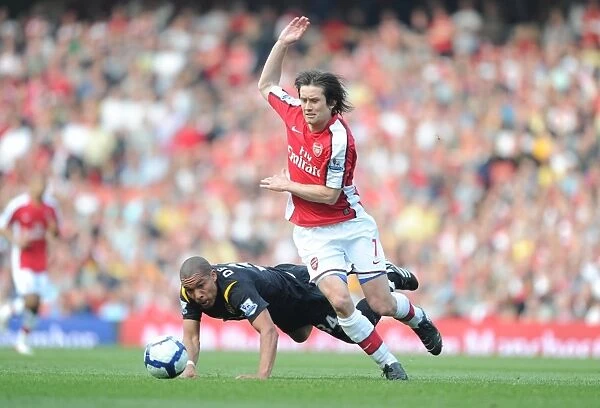 Rosicky vs. De Jong: Stalemate at the Emirates, Arsenal vs. Manchester City, FA Barclays Premier League, 2010