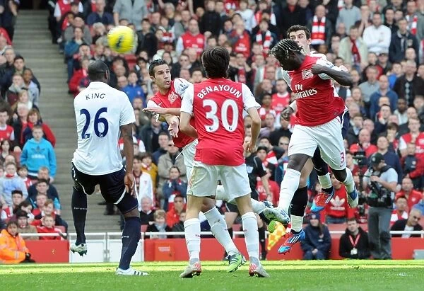 Sagna Scores the Opener: Arsenal vs. Tottenham, 2011-12 Premier League