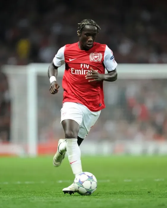 Framed Print : Sagna's Dramatic Winner: Arsenal Edge Past Olympiacos in Champions League Group F (2011-12) Framed Print : Sagna's Dramatic Winner: Arsenal Edge Past Olympiacos in Champions League Group F (2011-12)
