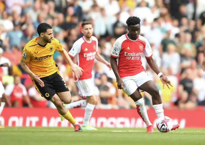 Framed Print : Saka in Action: Arsenal vs. Wolverhampton Wanderers, 2022-23 Premier League