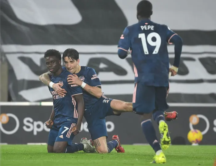 Framed Print : Saka and Bellerin Celebrate Arsenal's Win at Southampton (2021-22 Premier League)