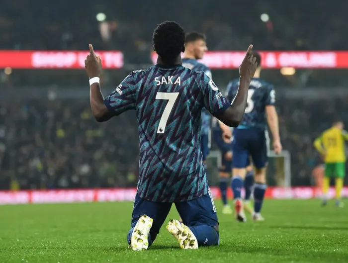 Framed Print : Saka Brace: Arsenal's Triumph Over Norwich City in Premier League