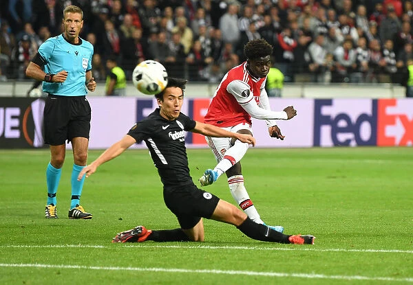 Saka Scores: Arsenal Tops Eintracht Frankfurt in Europa League Clash