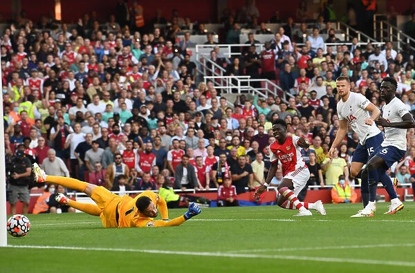 Saka Scores Game-Winning Goal: Arsenal Triumphs Over Tottenham in the Premier League