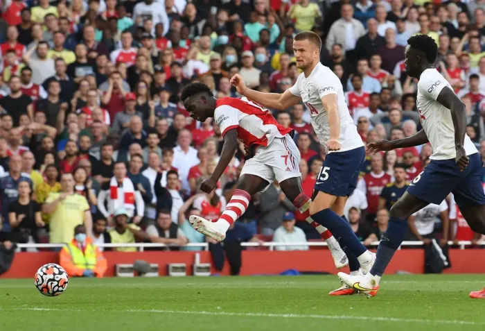 Framed Print : Saka Scores the Third: Arsenal's Victory over Tottenham in the 2021-22 Premier League Framed Print : Saka Scores the Third: Arsenal's Victory over Tottenham in the 2021-22 Premier League